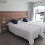 Hotel Kikere 3*