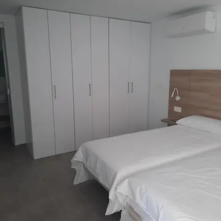 Kikere Hotel 3*