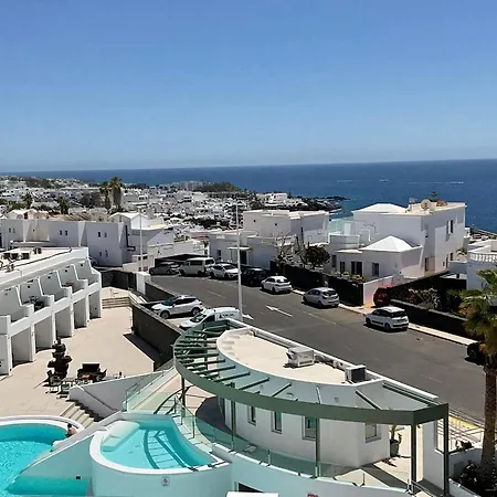 Kikere Hotell 3*