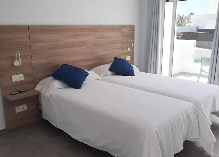 Ξενοδοχείο Kikere 3*