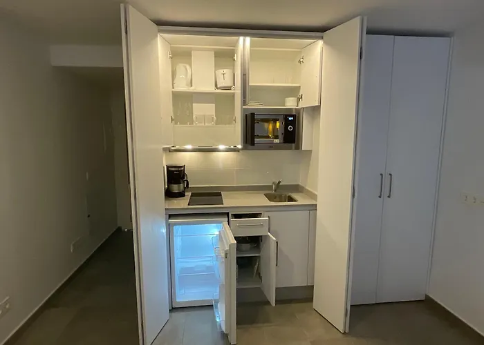 Ξενοδοχείο Kikere 3*